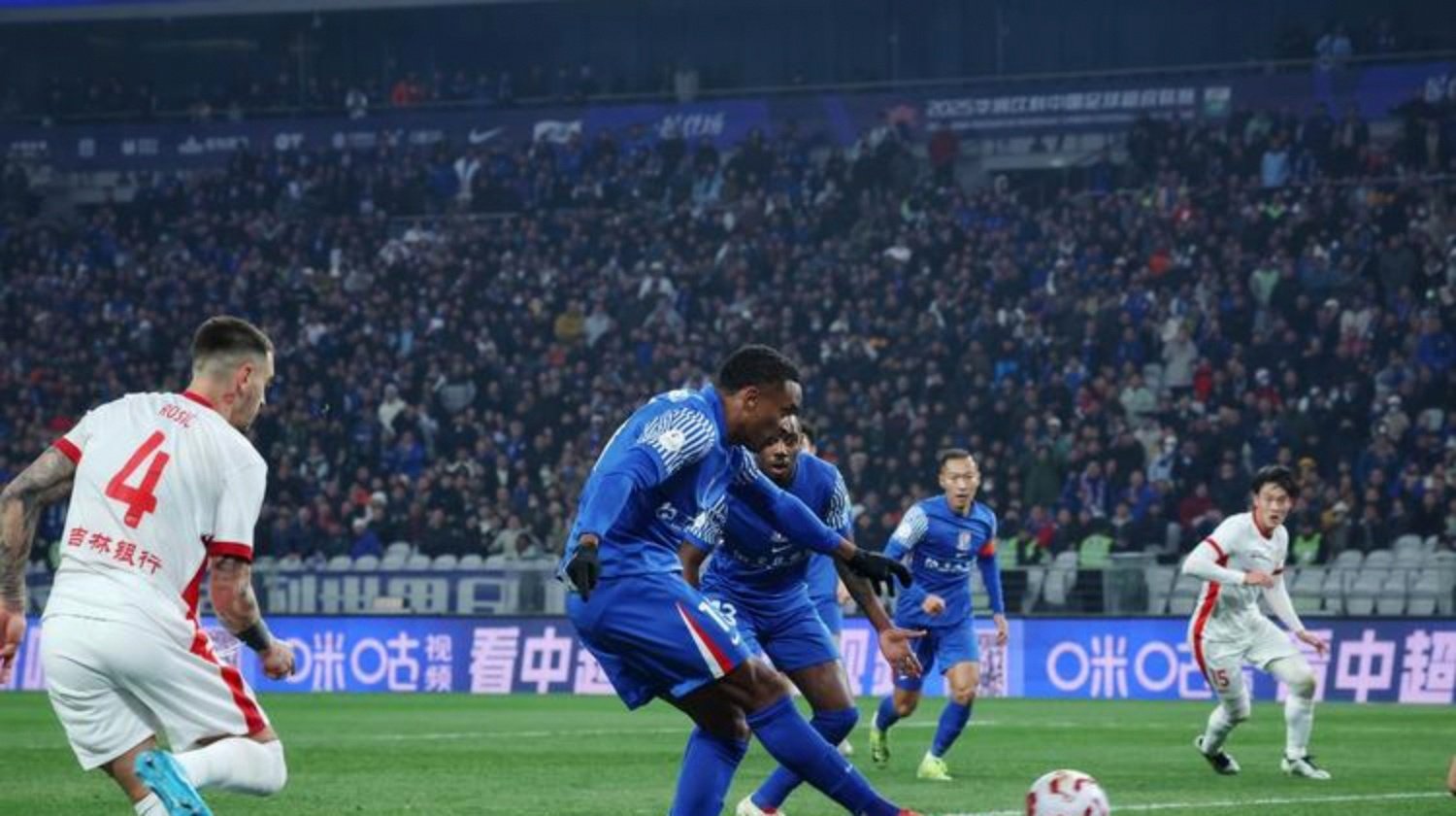 开云电竞-关键时刻上海申花调整名单以备欧冠，主帅复盘环节打磨，震撼外界，球探报告显示潜力(申花转会新闻最新消息)